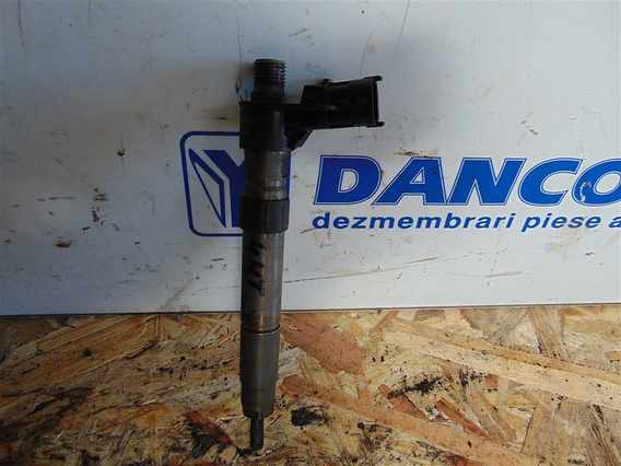 INJECTOARE Peugeot 407 diesel 2011 - Poza 1