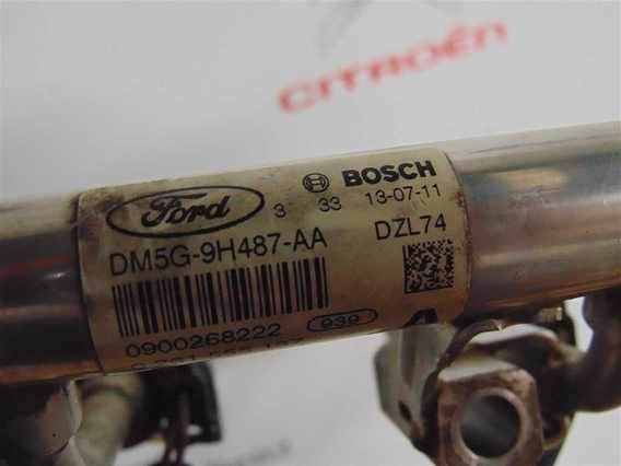 RAMPA INJECTIE Ford Focus benzina 2012 - Poza 3