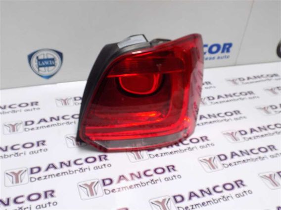 LAMPA DREAPTA SPATE Volkswagen Polo benzina 2011 - Poza 3