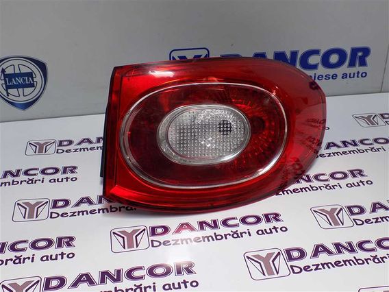 LAMPA DREAPTA SPATE Volkswagen Tiguan 2009 - Poza 1