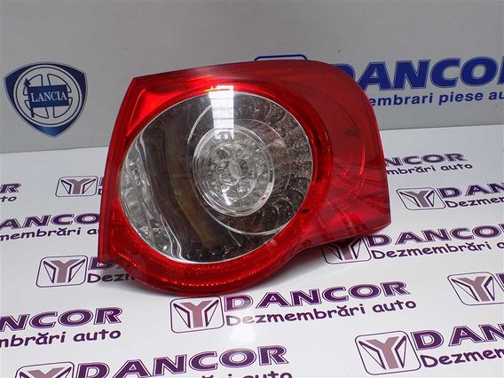 LAMPA DREAPTA SPATE Volkswagen Passat 2005 - Poza 1