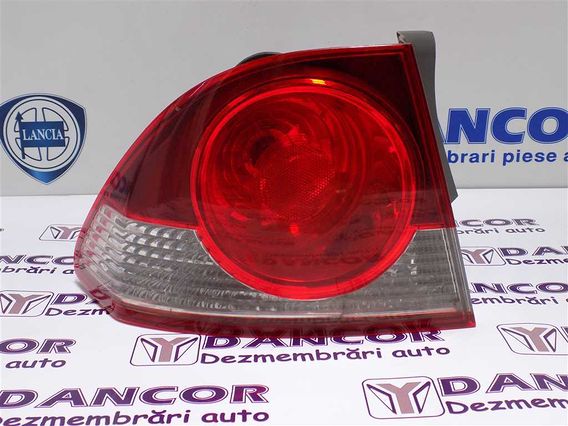 LAMPA STANGA SPATE Honda Civic VIII 2008 - Poza 1