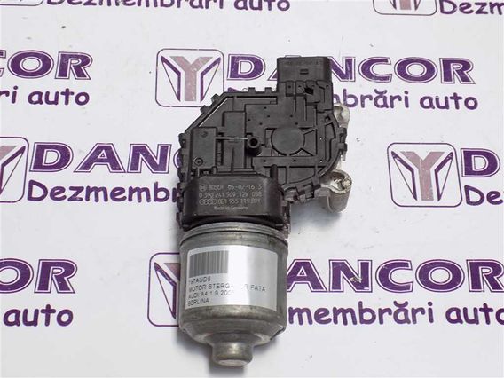 MOTOR STERGATOR FATA Audi A4 2005 - Poza 2