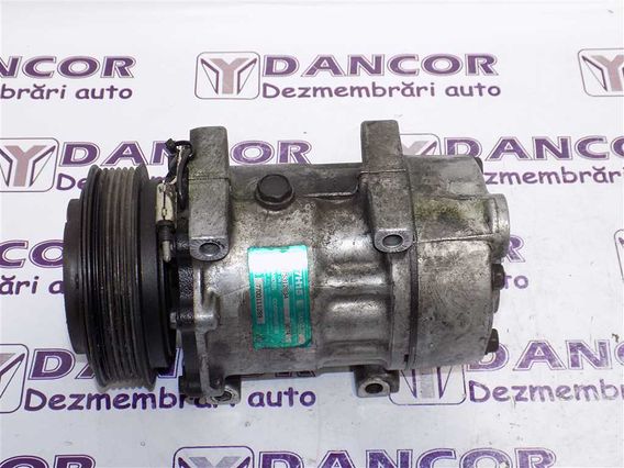 COMPRESOR  AC Renault Laguna-I diesel 2000 - Poza 2