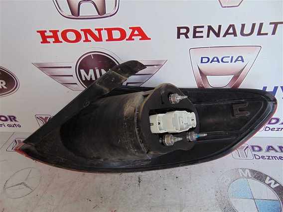 LAMPA STANGA SPATE Volkswagen Passat CC diesel 2008 - Poza 2