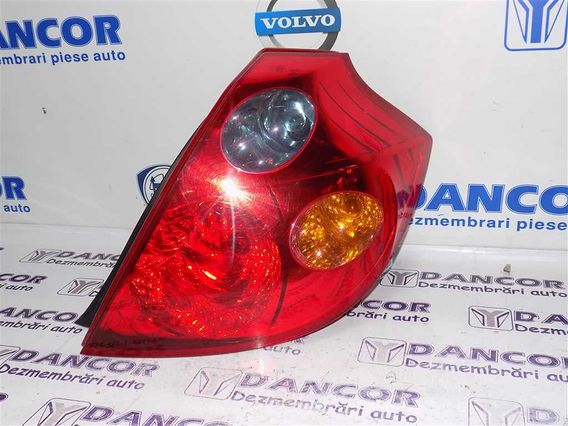 LAMPA DREAPTA SPATE Kia Ceed benzina 2008 - Poza 1