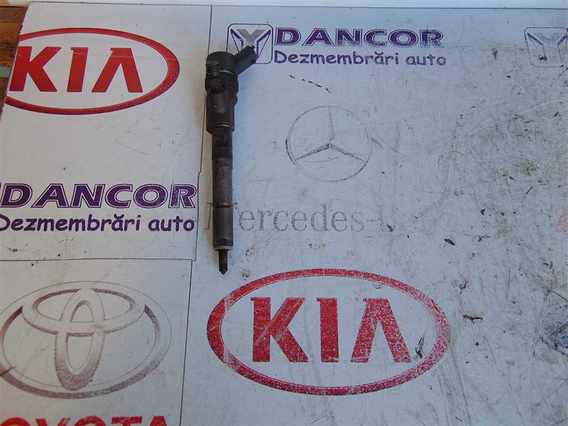 INJECTOARE Toyota Yaris diesel -2147483648 - Poza 2