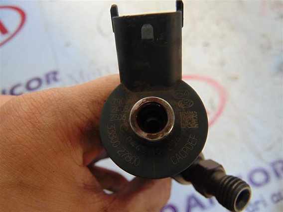 INJECTOARE Hyundai Santa-Fe diesel -2147483648 - Poza 1