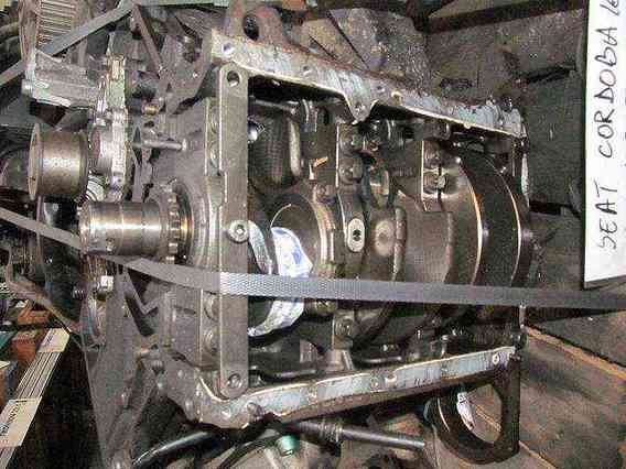 BLOC MOTOR Audi A4 diesel 2004 - Poza 3