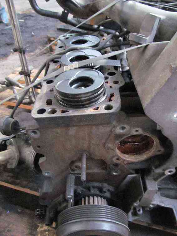 BLOC MOTOR Volkswagen Golf-IV diesel 2004 - Poza 2