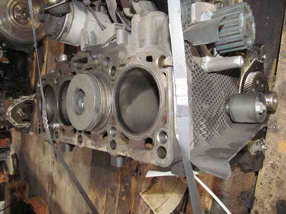 BLOC MOTOR Volkswagen Passat diesel 2007 - Poza 2