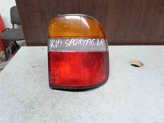 LAMPA DREAPTA SPATE Kia Sportage 1995 - Poza 1