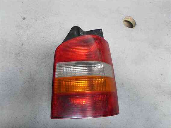 LAMPA DREAPTA SPATE Volkswagen Multivan 2005 - Poza 1