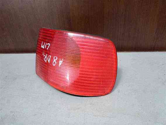 LAMPA STANGA SPATE Audi A8 2001 - Poza 2