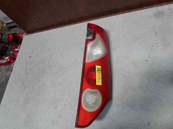 LAMPA DREAPTA SPATE Renault Kangoo 2008 - Poza 1