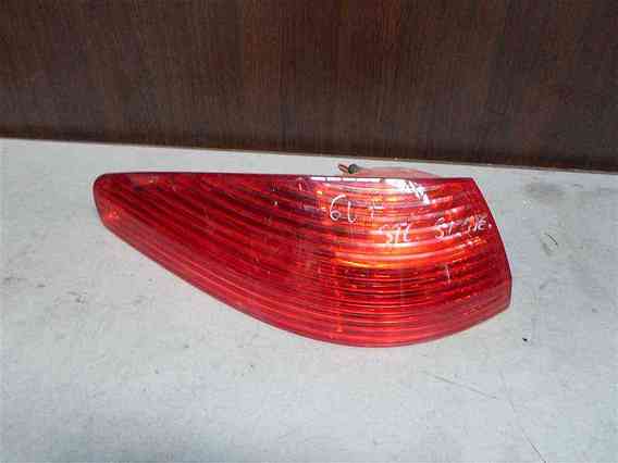 LAMPA STANGA SPATE Peugeot 607 2004 - Poza 1