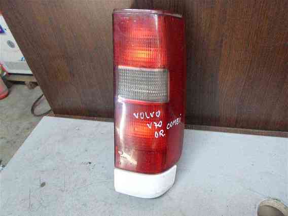 LAMPA DREAPTA SPATE Volvo V70 2000 - Poza 1