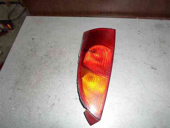 LAMPA STANGA SPATE Ford Focus I 2000 - Poza 1