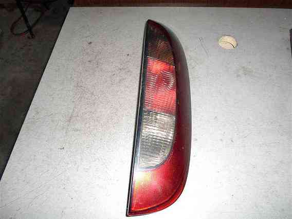 LAMPA DREAPTA SPATE Opel Corsa-C 2002 - Poza 1