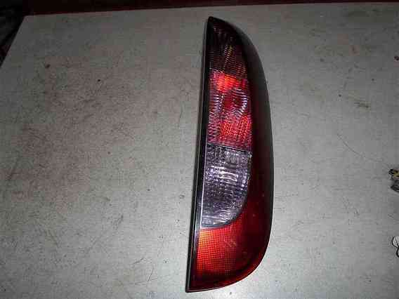 LAMPA DREAPTA SPATE Opel Corsa-C 2001 - Poza 1