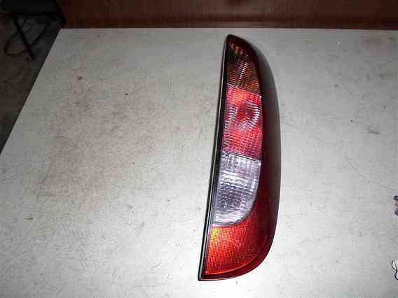 LAMPA DREAPTA SPATE Opel Corsa-C 2001 - Poza 1