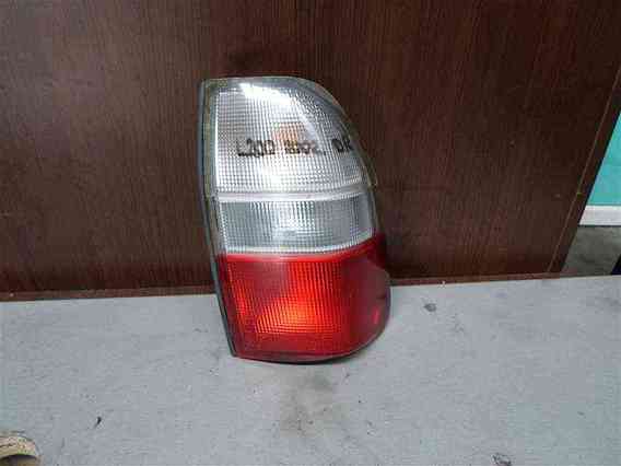 LAMPA DREAPTA SPATE Mitsubishi L200 2002 - Poza 1
